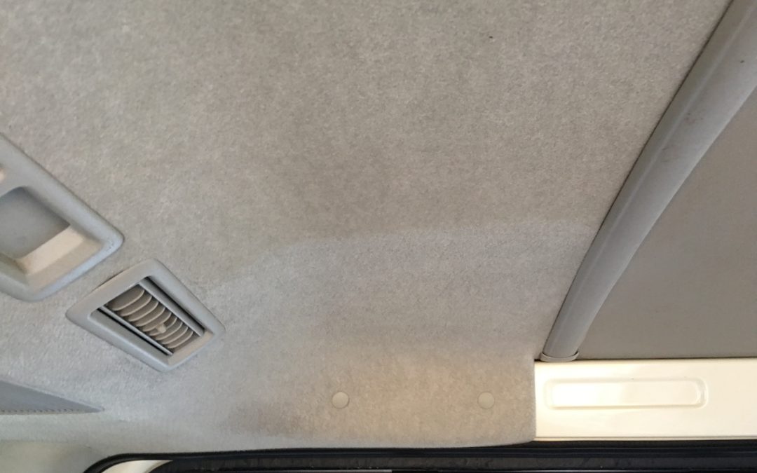 車の天井ヤニ落し