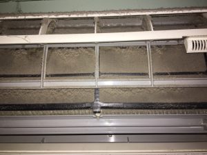 エアコンクリーニング作業前