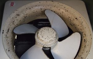 プロペラタイプの換気扇